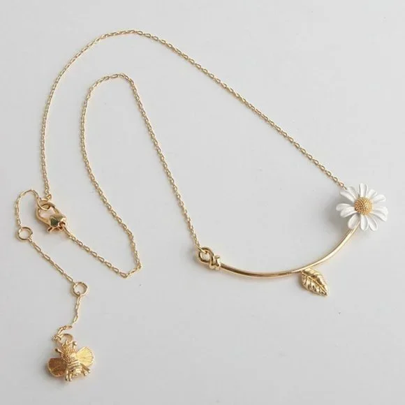 Kate spade into on sale the bloom necklace